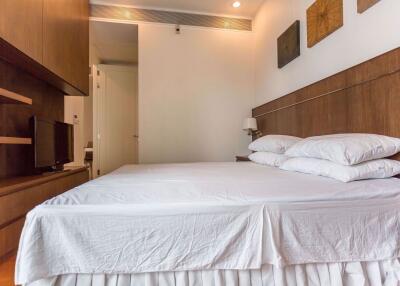 2 bed Condo in Q Langsuan Lumphini Sub District C11387