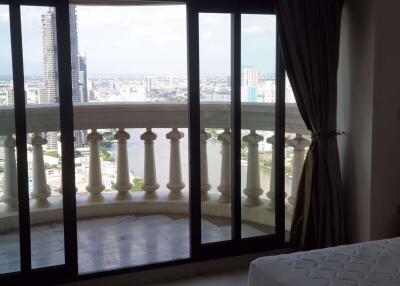 1 bed Condo in State Tower Silom Sub District C11384