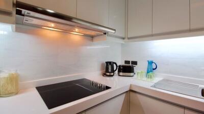 2 bed Condo in Raya Serviced Apartment Khlong Toei Nuea Sub District C11378