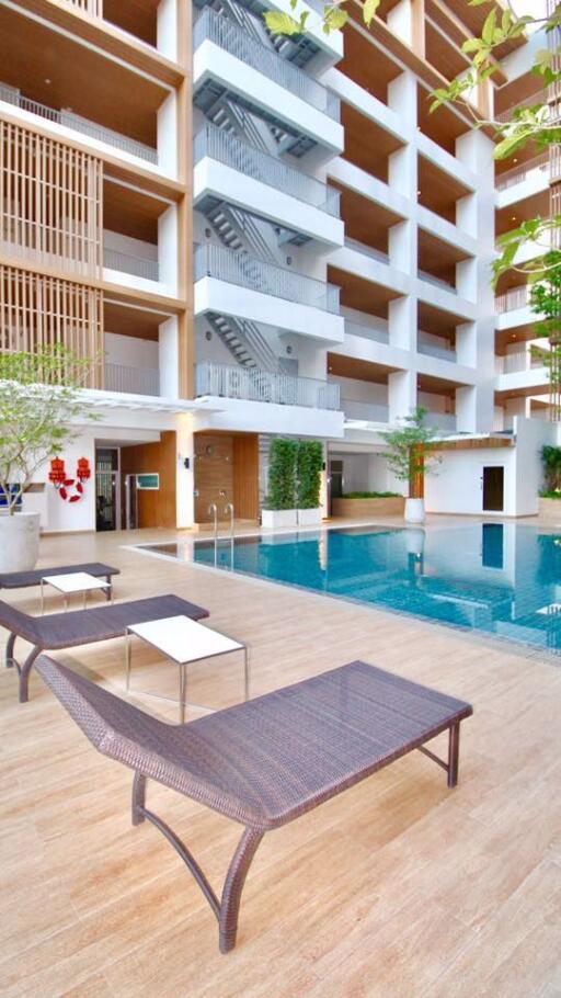 2 bed Condo in Raya Serviced Apartment Khlong Toei Nuea Sub District C11378