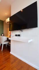 2 bed Condo in Raya Serviced Apartment Khlong Toei Nuea Sub District C11378