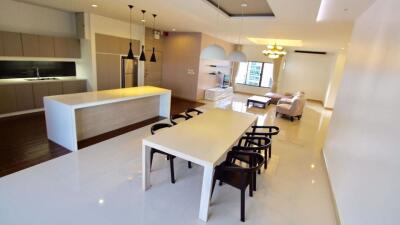 3 bed Condo in Magic Bricks Khlong Tan Nuea Sub District C11375