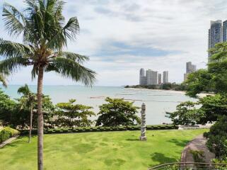 Beach Front Condo Unit for Sale At The Cove