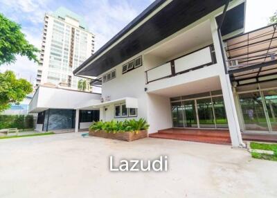 Prime Sukhumvit 20 Detached House Property: Ideal for a Thriving Restaurant or Bar surrounded by Residents and Hotels