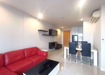 2 bed Condo in Circle Condominium Makkasan Sub District C11367