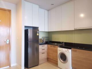 2 bed Condo in Circle Condominium Makkasan Sub District C11367