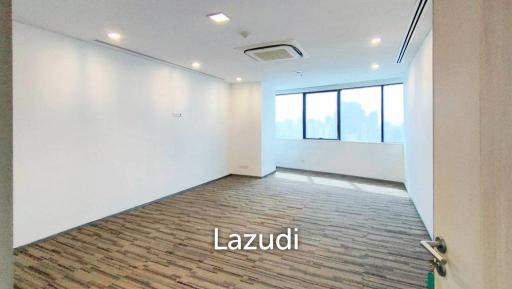 Office for rent in Huaykwang