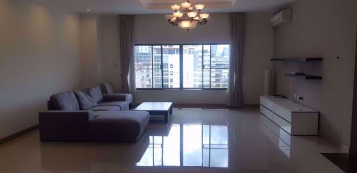 3 bed Condo in Magic Bricks Khlong Tan Nuea Sub District C11366