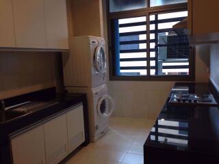 3 bed Condo in S 59 Khlong Tan Nuea Sub District C11364