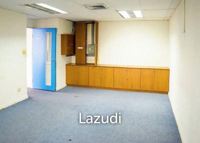 Office for rent at Rama 9