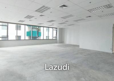 Office for rent at Asoke