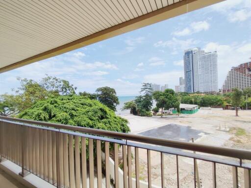 Great Sea View Unit For Sale At The Cove