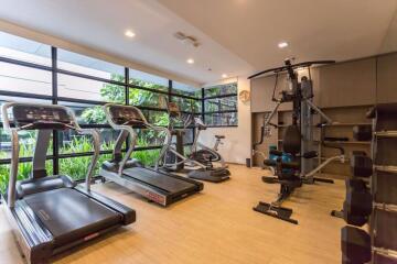 2 bed Condo in MODE Sukhumvit 61 Khlong Tan Nuea Sub District C11353