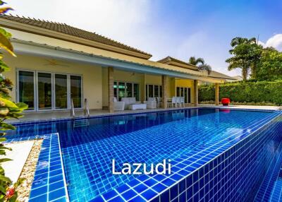 Black Mountain: Renovated 3 Bedroom Luxury Villa