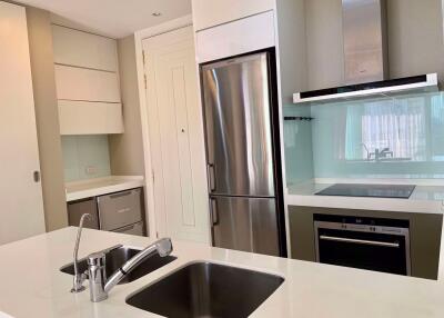 2 bed Condo in Q Langsuan Lumphini Sub District C11342