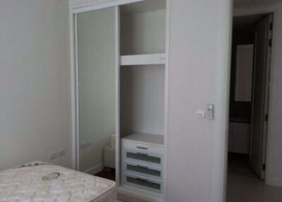 2 bed Condo in Q Langsuan Lumphini Sub District C11341