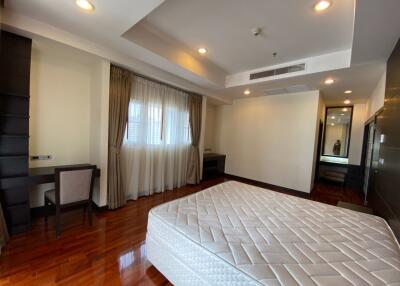 3 bed Condo in Grand Mercure Bangkok Asoke Residence Khlong Toei Nuea Sub District C11332