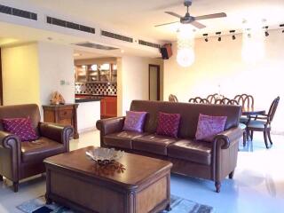 3 bed Condo in All Season Mansion Lumphini Sub District C11322