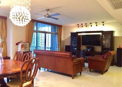 3 bed Condo in All Season Mansion Lumphini Sub District C11322