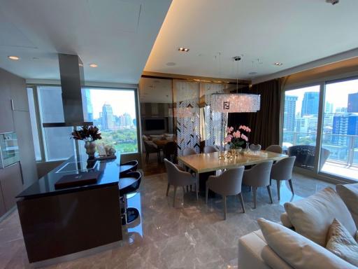 2 bed Condo in 185 Rajadamri Lumphini Sub District C11294