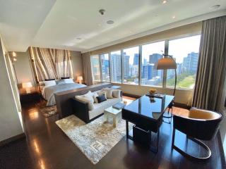 2 bed Condo in 185 Rajadamri Lumphini Sub District C11294