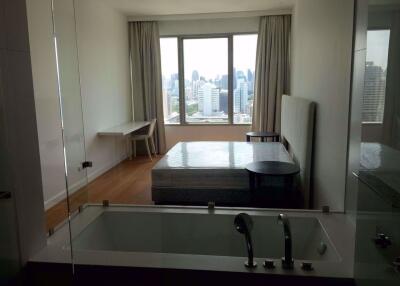 2 bed Condo in 185 Rajadamri Lumphini Sub District C11293