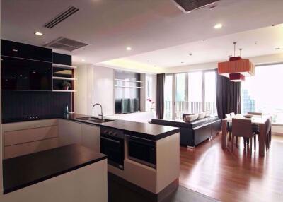 3 bed Condo in Ashton Morph 38 Phra Khanong Sub District C11285