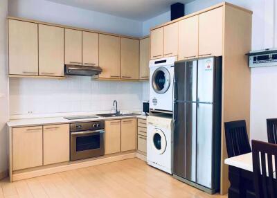 2 bed Condo in CitiSmart Sukhumvit 18 Khlongtoei Sub District C11276