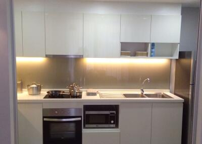 2 bed Condo in Kirthana Residence Khlong Toei Nuea Sub District C11274