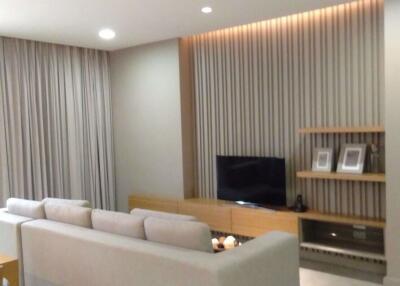 2 bed Condo in Kirthana Residence Khlong Toei Nuea Sub District C11273