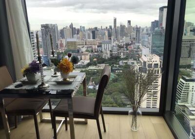 1 bed Condo in 28 Chidlom Lumphini Sub District C11263