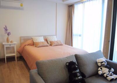 1 bed Condo in FYNN Aree Samsennai Sub District C11244