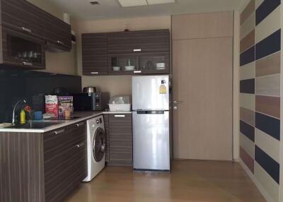 1 bed Condo in Noble Reform Samsennai Sub District C11236