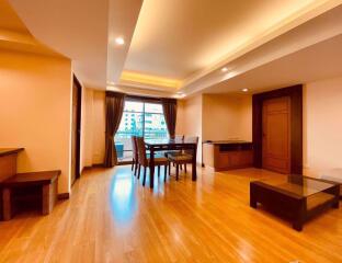 2 bed Condo in Sawit Suites Khlong Tan Nuea Sub District C11207