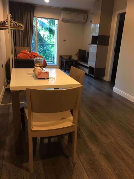 1 bed Condo in The Crest Sukhumvit 49 Khlong Tan Nuea Sub District C11201