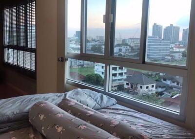 2 bed Condo in Lumpini Ville Sukhumvit 77 2 Suanluang Sub District C11197