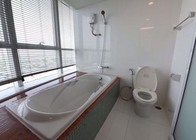 2 ห้องนอน, 2 ห้องน้ำ คอนโด ราคา ฿ 9,270,000