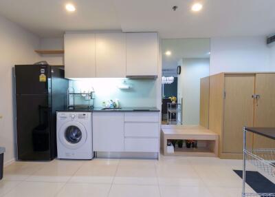 3 bed Condo in 15 Sukhumvit Residences Khlong Toei Nuea Sub District C11167