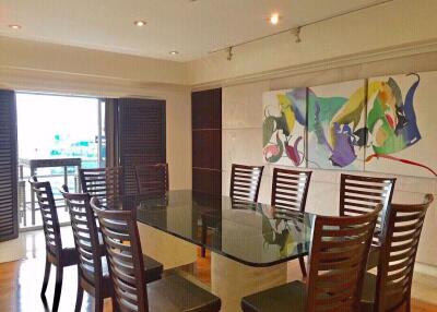 4 bed Duplex in All Season Mansion Lumphini Sub District D11120