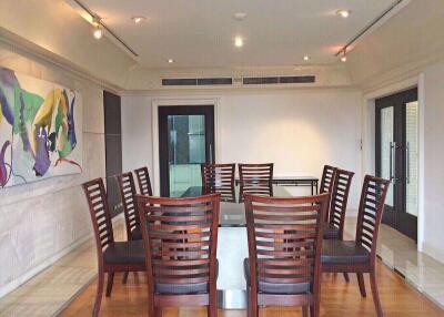 4 bed Duplex in All Season Mansion Lumphini Sub District D11120