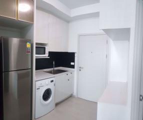 2 bed Condo in Chapter One Shine Bangpo Bangsue Sub District C11152