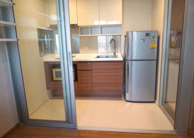 1 bed Condo in Fuse Chan - Sathorn Thung Wat Don Sub District C11146