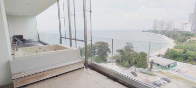 Impressive Condo For Sale in The Cove Condo