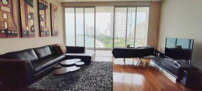 Impressive Condo For Sale in The Cove Condo