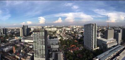 1 bed Condo in Rhythm Sukhumvit Phra Khanong Sub District C11118