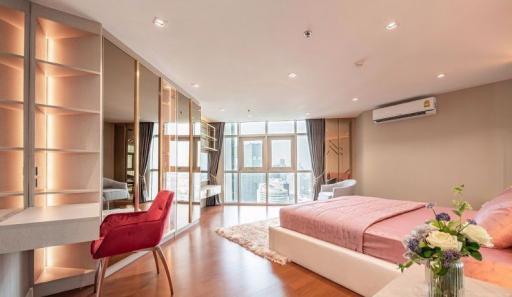 5 bed Duplex in Belle Grand Rama 9 Huai Khwang Sub District C11117