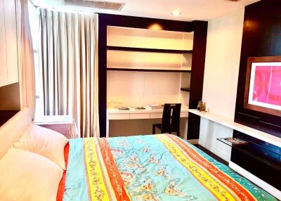 1 bed Condo in Baan Somthavil Lumphini Sub District C11116