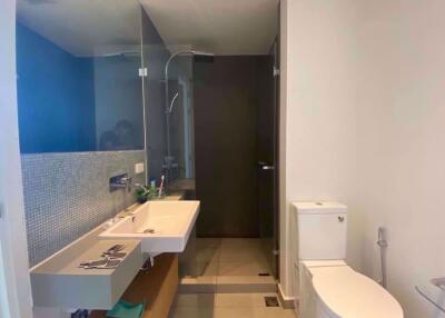 1 bed Condo in The Lofts Ekkamai Phrakhanongnuea Sub District C11110