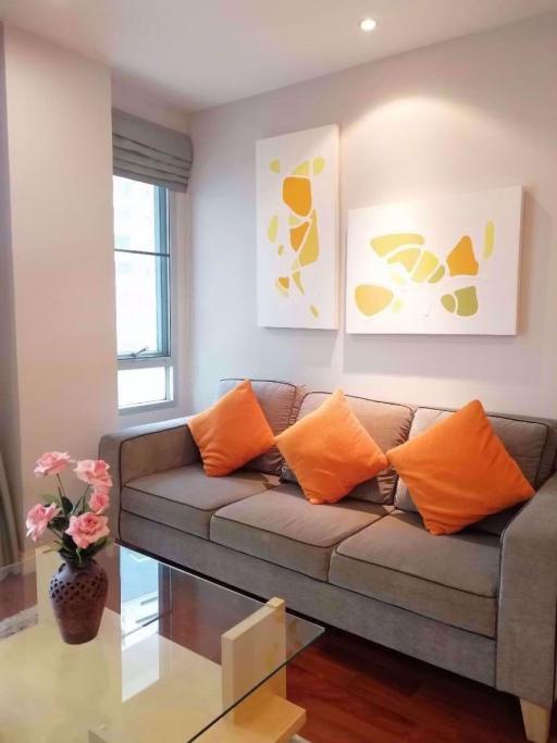 2 bed Condo in 49 Plus Khlong Tan Nuea Sub District C11105