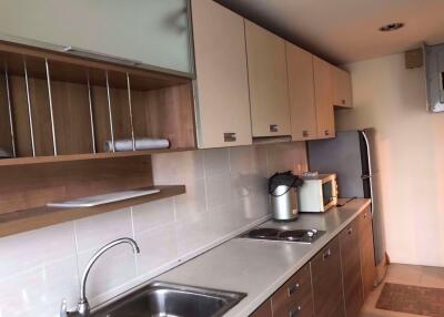 2 bed Condo in The Fine @ River Banglamphulang Sub District C11084